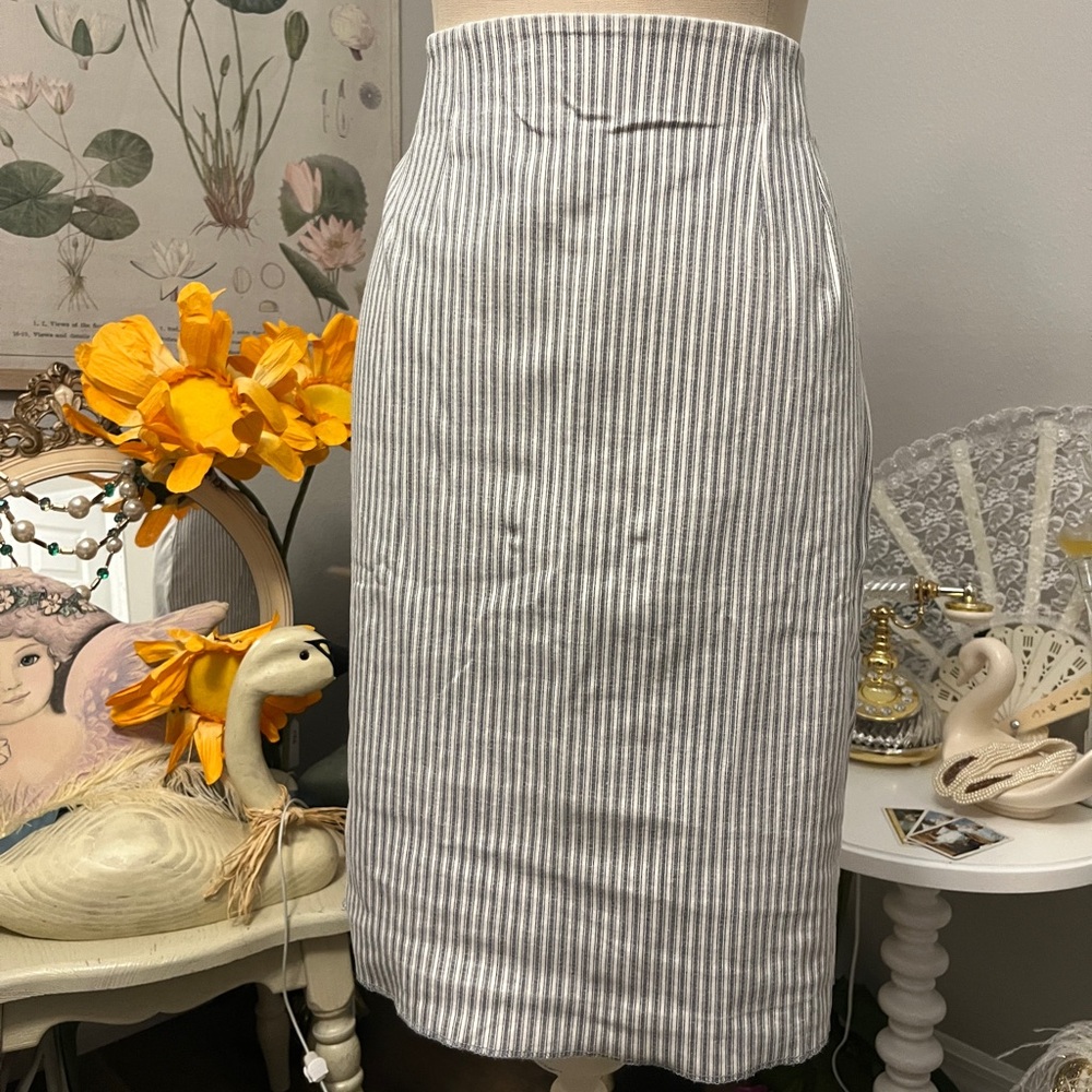 Amanda & Chelsea Striped Pencil Skirt Sz M